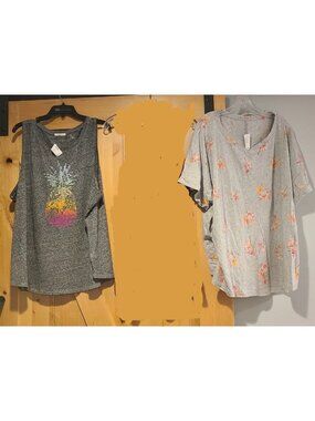 New! Lot of 2 Maurices Size 4X Tops  Tank Pineapple 24/7 Floral